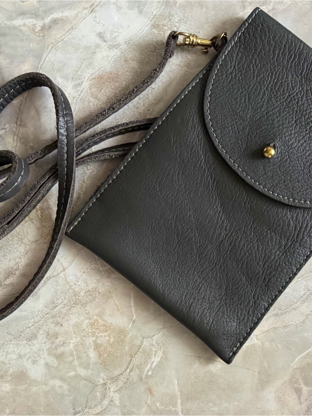 Jesse & Co. Gray Pebble Leather Phone Crossbody Bag